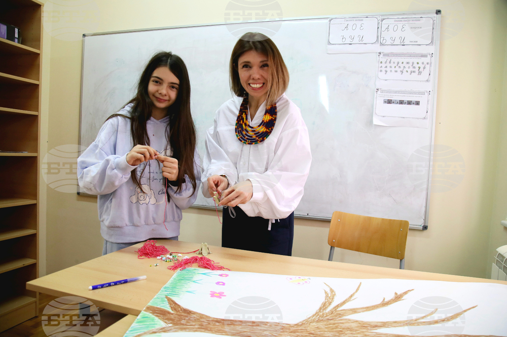 Сърбия - Белград - неделно училище „Любен Каравелов“ - работилница за мартеници