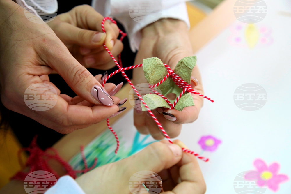 Сърбия - Белград - неделно училище „Любен Каравелов“ - работилница за мартеници