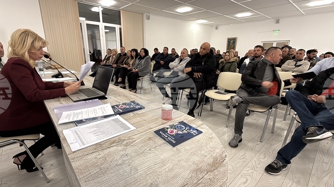 Розопроизводители от цялата страна учредиха в Павел баня „Обединение българска маслодайна роза“