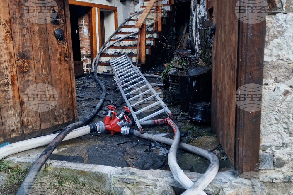 Мъж на 53 г. е пострадал при пожар в хоспис в София 