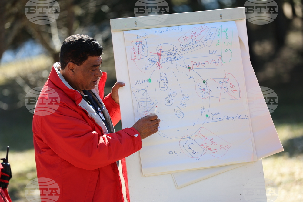 Парк за мечки Белица - мечки - освобождаване от затворени заграждения