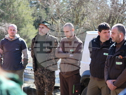 Парк за мечки Белица - мечки - освобождаване от затворени заграждения