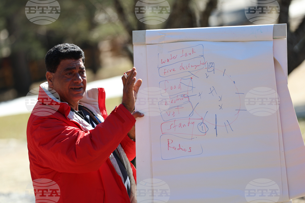 Парк за мечки Белица - мечки - освобождаване от затворени заграждения