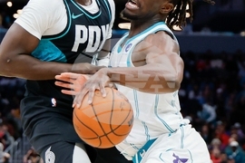 Trailblazers Hornets Basketball