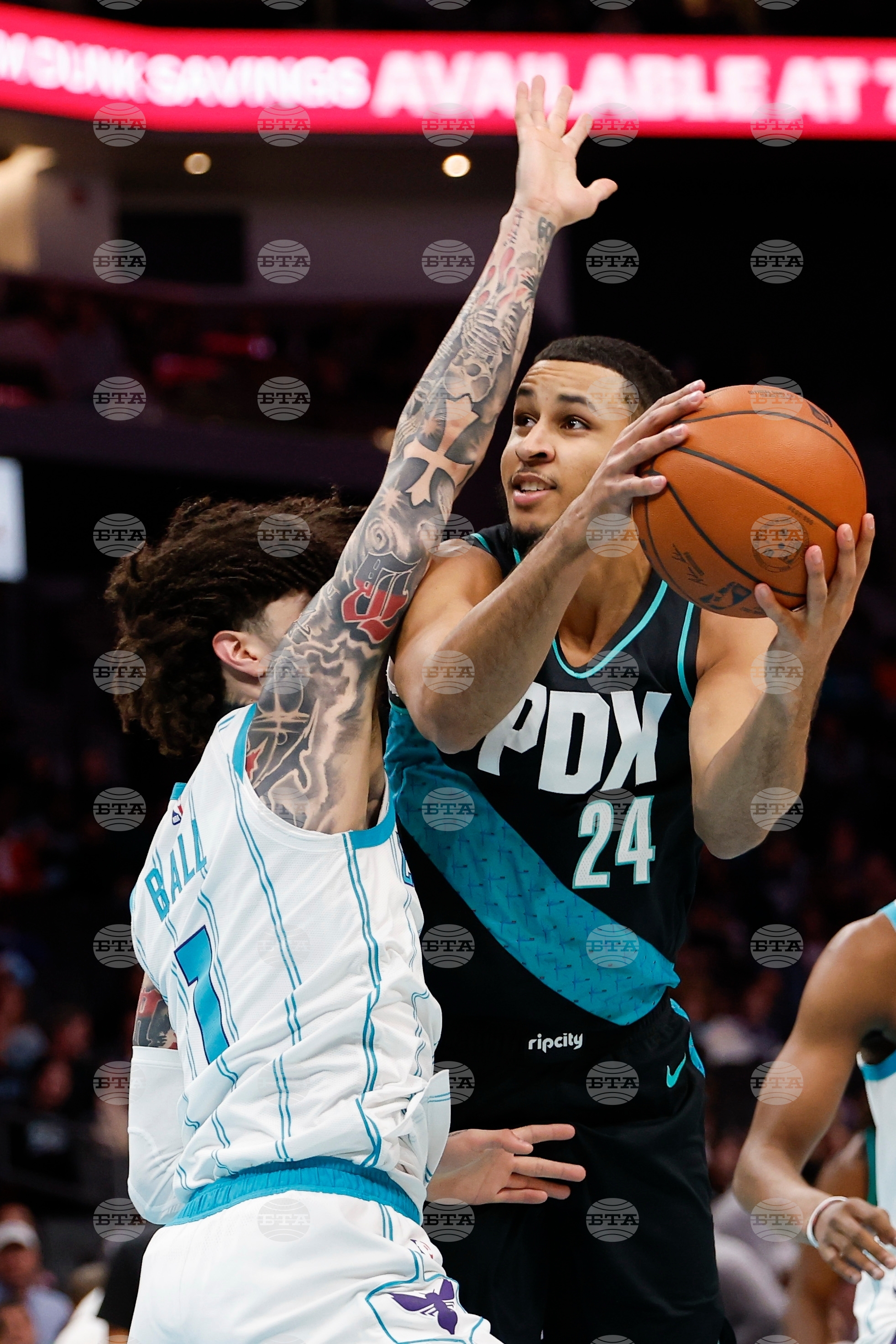 Trailblazers Hornets Basketball