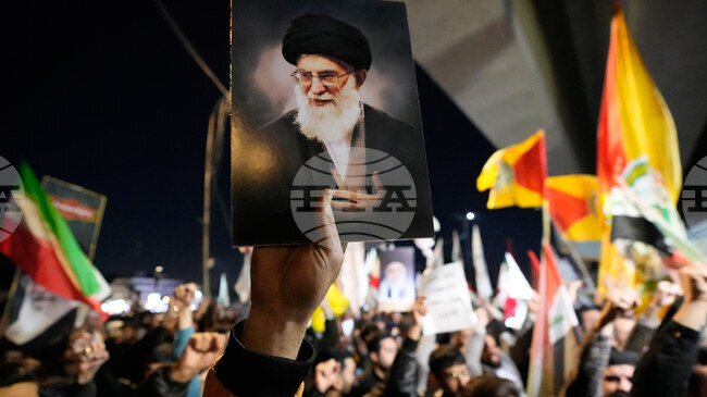 Ирак обяви тридневен траур за иранския аятолах Хаменей