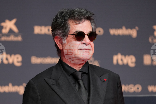 Режисьорът Джафар Панахи се е завърнал в Иран въпреки заплахата от затвор