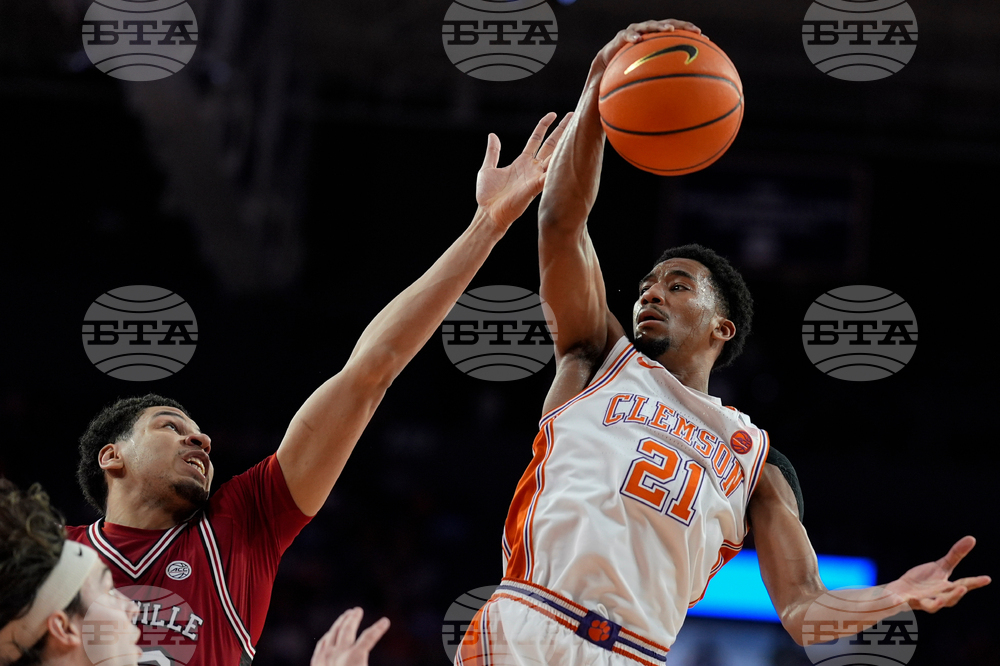 Louisville Clemson Basketball