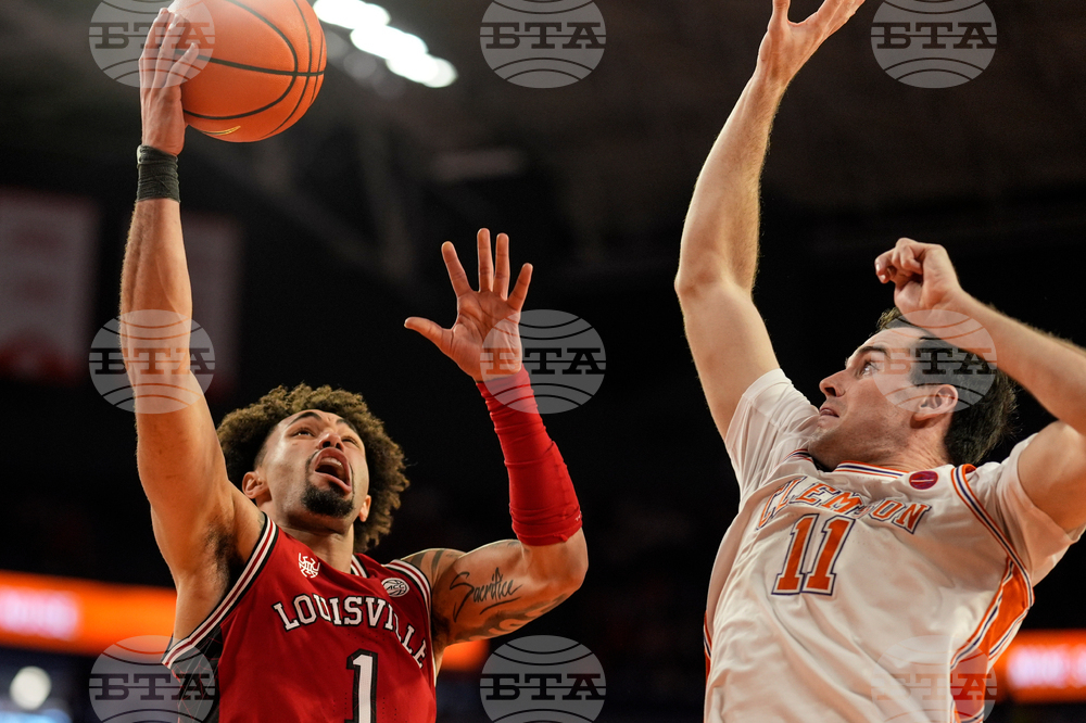 Louisville Clemson Basketball