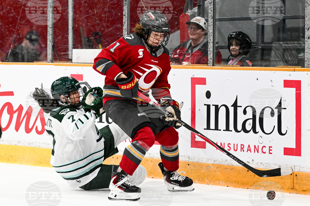 PWHL Fleet Charge Hockey