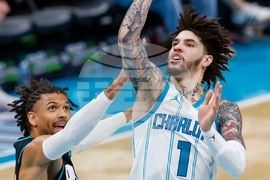 Trailblazers Hornets Basketball