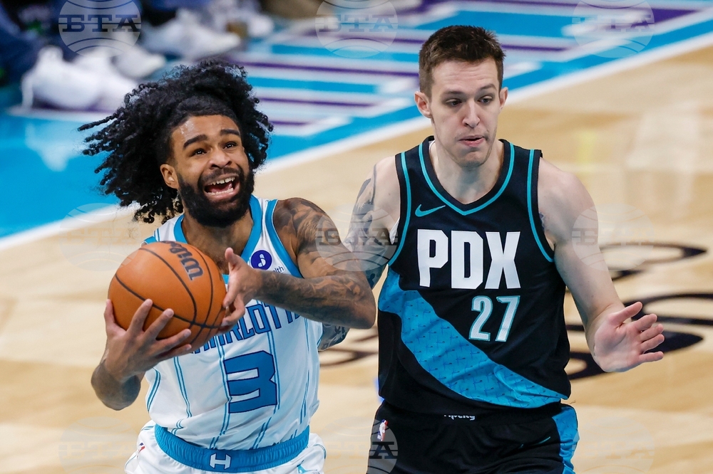 Trailblazers Hornets Basketball