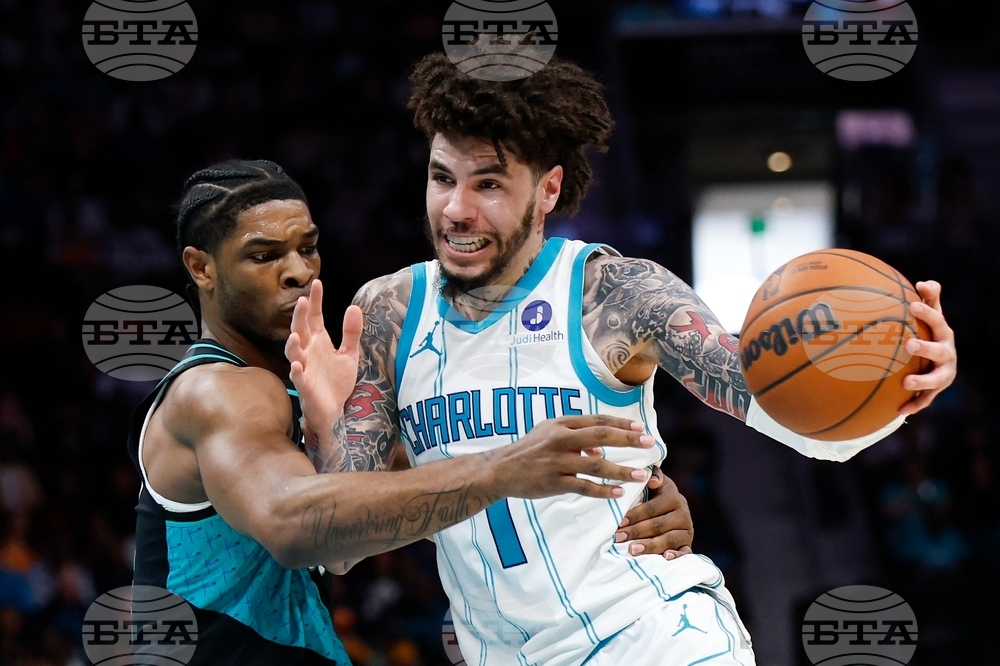 Trailblazers Hornets Basketball