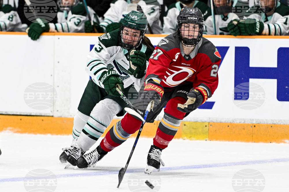 PWHL Fleet Charge Hockey