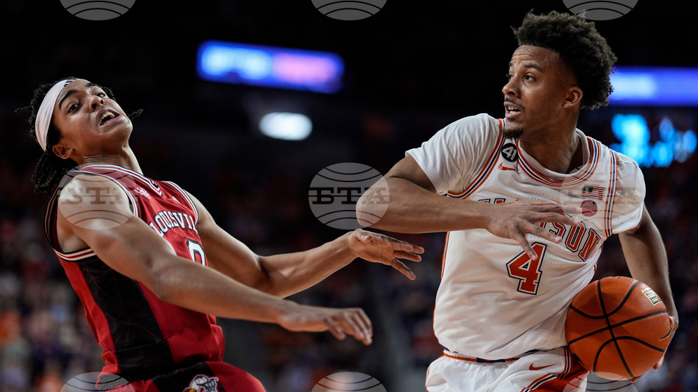 Louisville Clemson Basketball