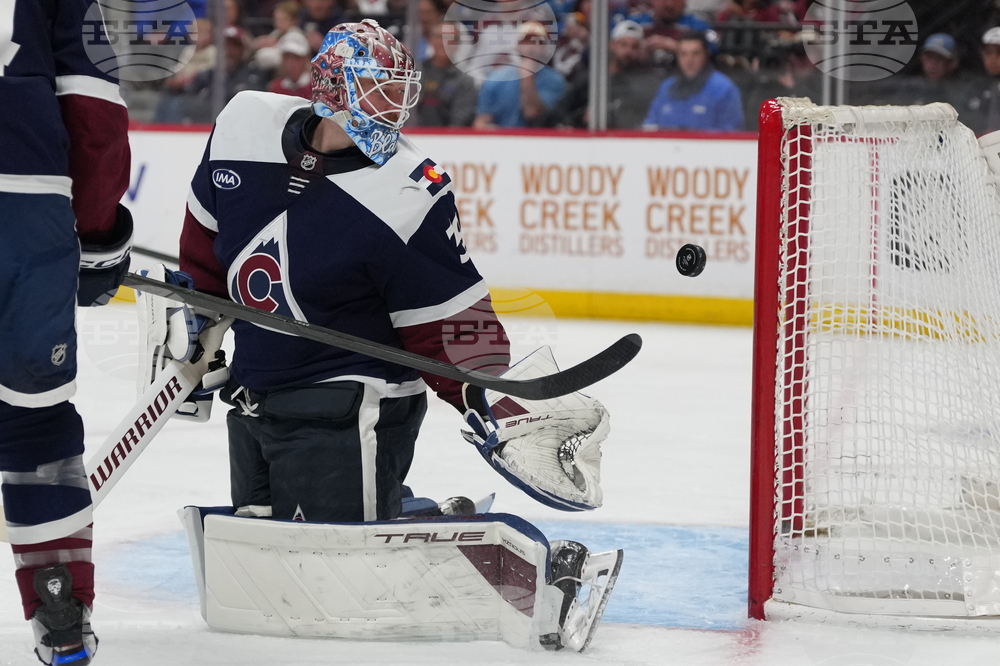 Blackhawks Avalanche Hockey