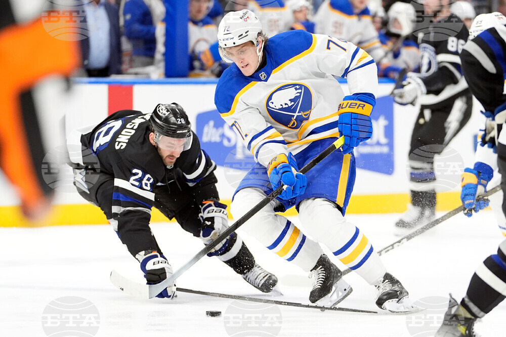 Sabres Lightning Hockey