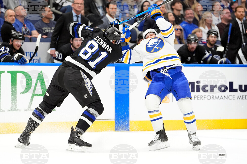 Sabres Lightning Hockey