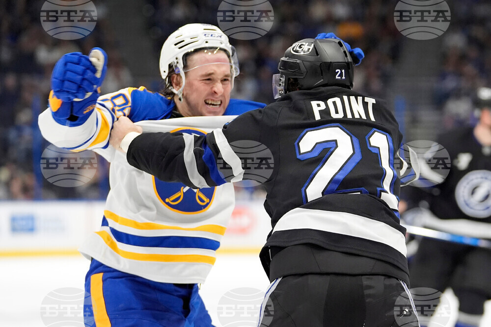 Sabres Lightning Hockey