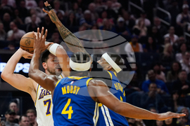 Lakers Warriors Basketball