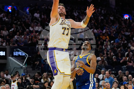 Lakers Warriors Basketball