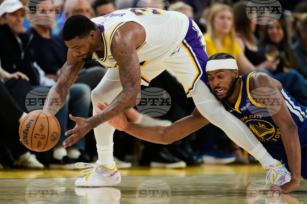 Lakers Warriors Basketball