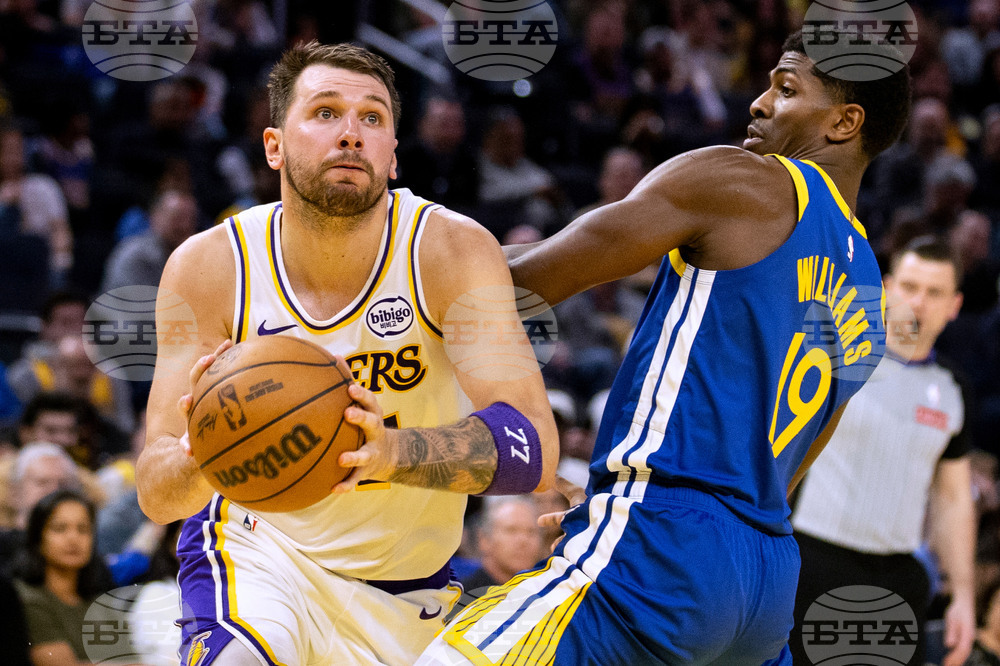 Lakers Warriors Basketball