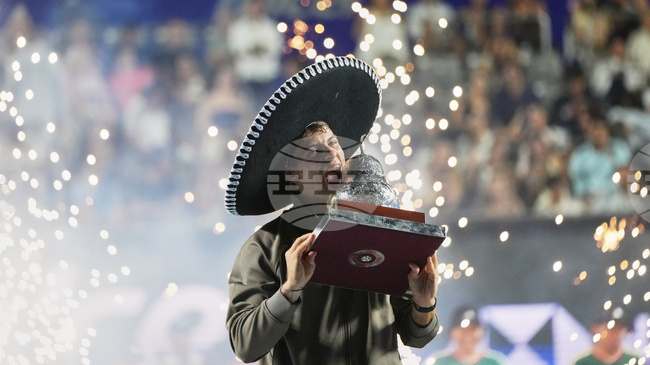 Италианецът Флавио Коболи триумфира на турнира по тенис в Акапулко