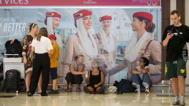 Световните авиокомпании продължават да отменят полети след атаките на САЩ и Израел срещу Иран в най-голямата транспортна криза от пандемията от КОВИД-19