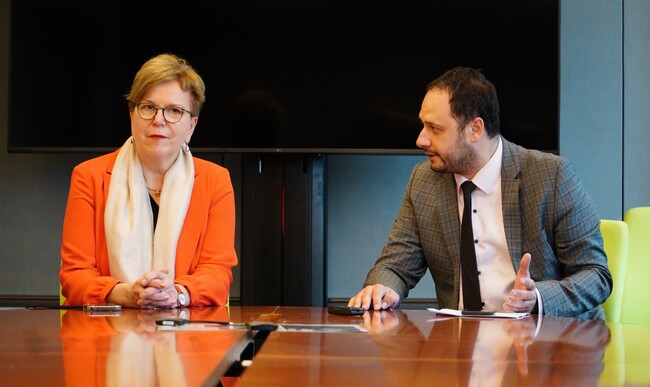 Петър Витанов: Отстранени от БСП социалисти, водени от Петър Витанов, се срещнаха с водещи европейски политици в Брюксел