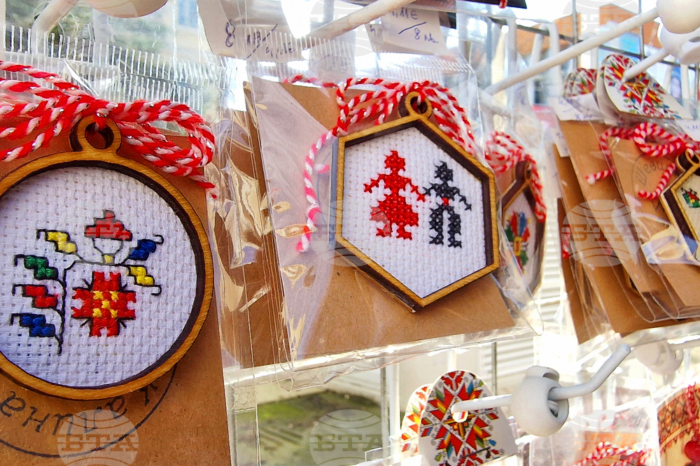 Хасково - мартеници с шевици