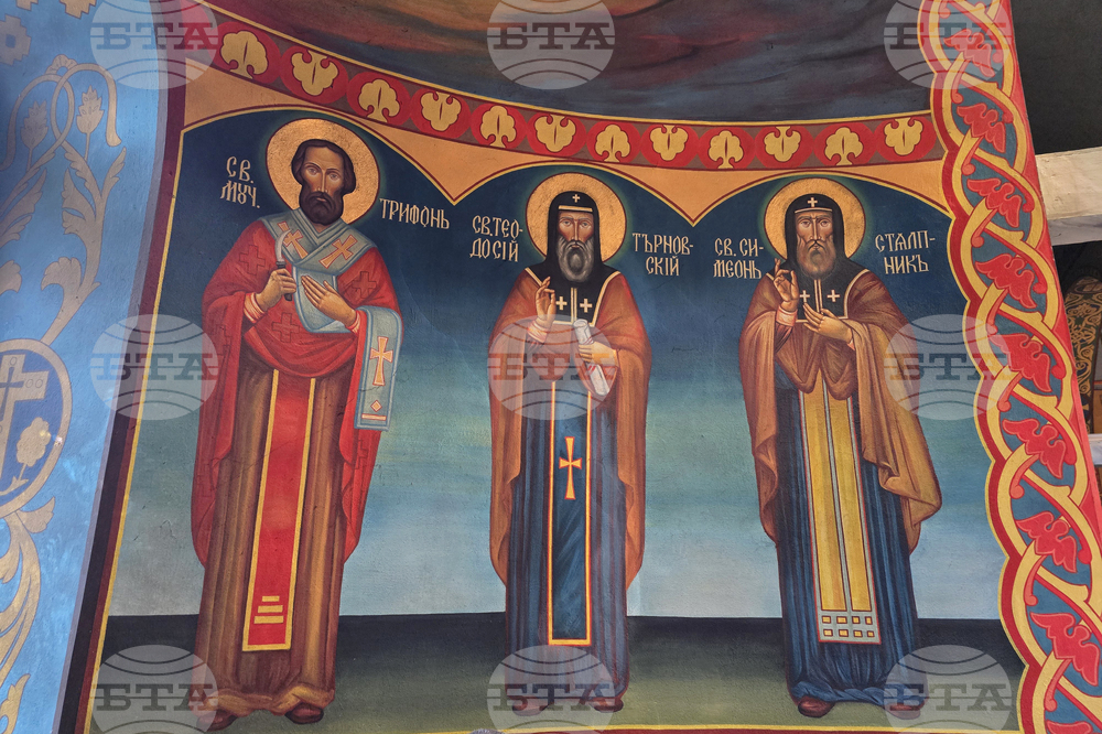 Ловеч - неделна служба