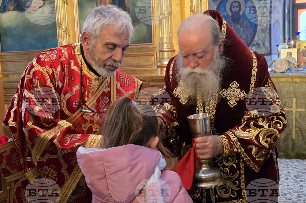 Ловеч - митрополит - неделна служба