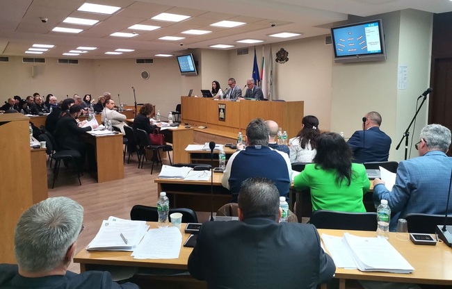 Общински съвет Плевен прие годишна програма за развитието на туризма в общината