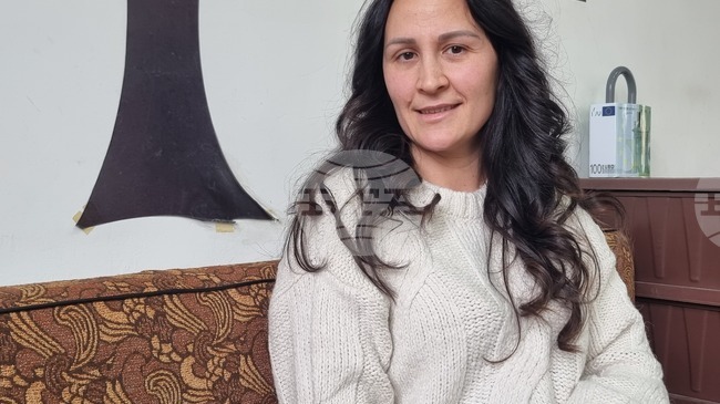 Да работиш с любители е отговорност и начин на живот, каза за БТА ръководителката на танцовия клуб „Калина“ в Брезник Милена Иванова