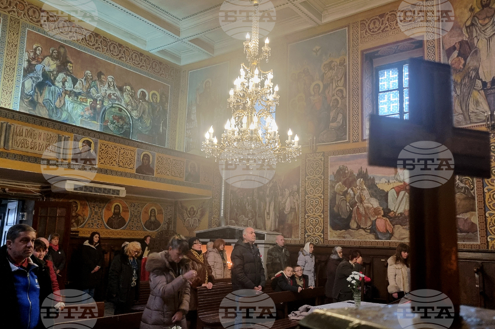 Търговище - неделна служба - храм „Св. Йоан Рилски“