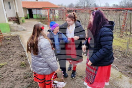 Село Свобода - читалище - двуметрова мартеница