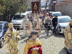 Пловдив - освещаване на чудотворната икона на Света Богородица Победоносна - лития около храм „Св.вмчца Марина“