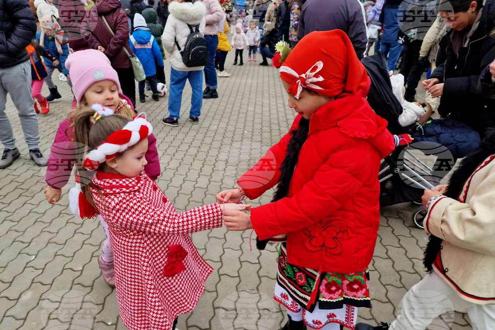 Велико Търново - посрещане на Баба Марта