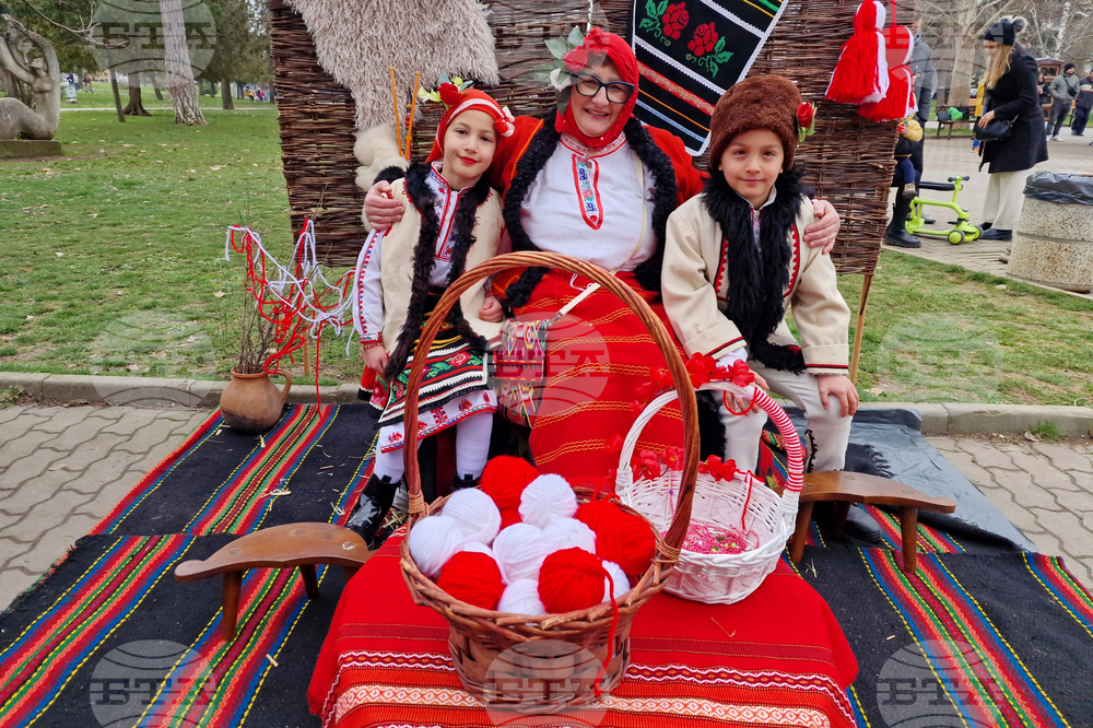 Велико Търново - посрещане на Баба Марта