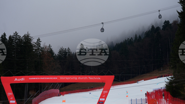 Супергигантският слалом при мъжете в Гармиш-Партенкирхен от Световната купа по ски алпийски дисциплини беше отменен