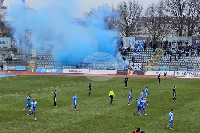 Дунав и Вихрен си вкараха четири гола през второто полувреме и завършиха наравно във Втора лига