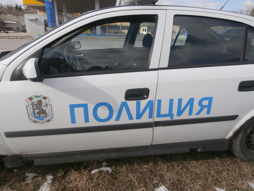 При специализирана полицейска операция са установени извършители на 13 престъпни деяния на територията на област Търговище