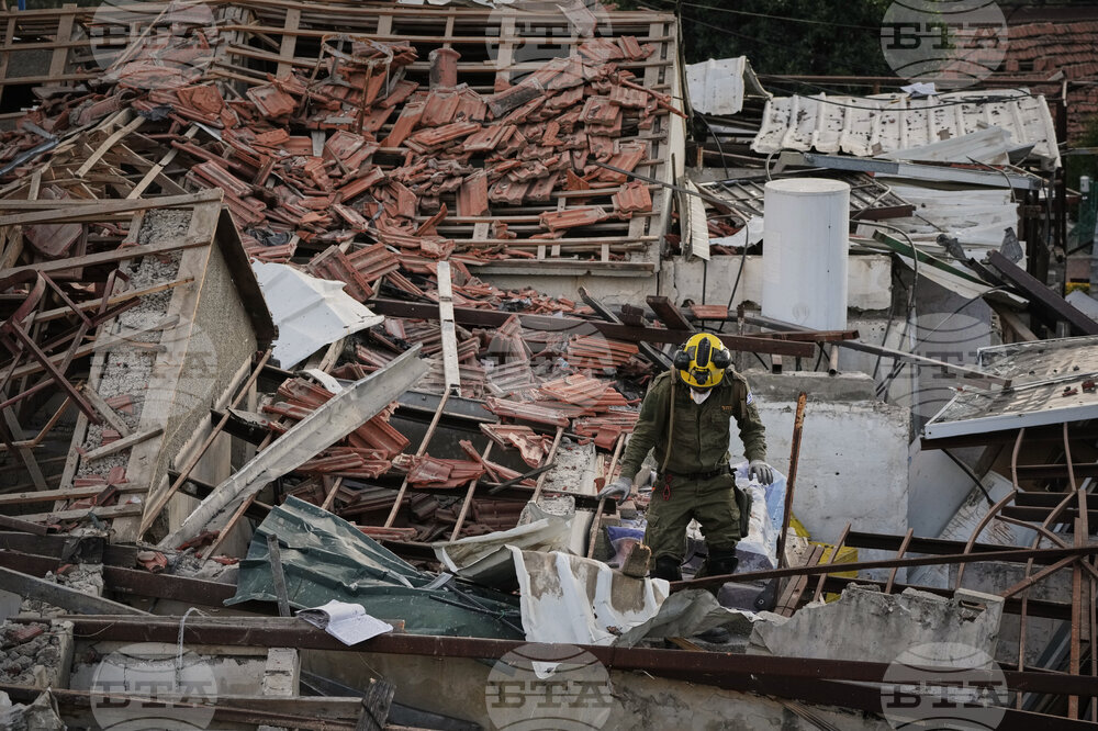 Девет души са били убити при ирански ракетен удар в Израел