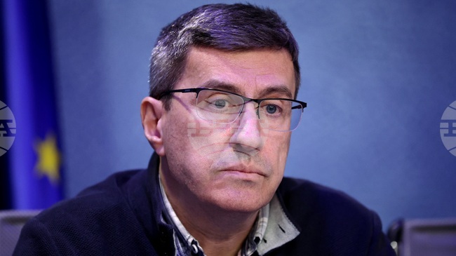 До момента няма информация за нито един пострадал и загинал български гражданин в Близкия изток, каза директорът на дирекция „Консулски отношения“ в МВнР