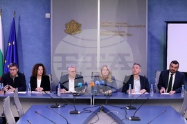 Министерство на външните работи - брифинг - кризисен щаб