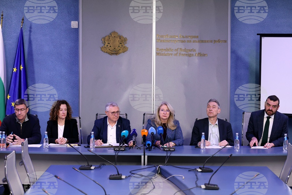 Foreign Ministry's Crisis Task Force on Middle East Situation Holds Briefing