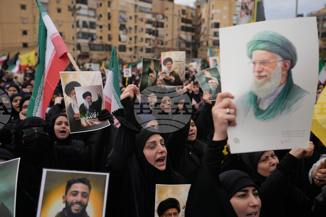 Ливанската групировка "Хизбула" твърди, че е нанесла удари по израелски военни бази близо до Тел Авив и Хайфа