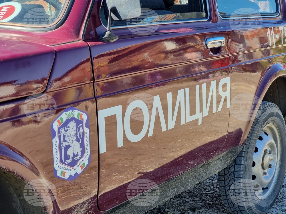 Задържан е участник в телефонна измама, взел над 60 000 лв. от две жени в град Левски