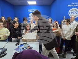 Турция - Национален пресклуб на БТА Анкара - деца - подаръци